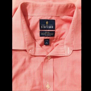 Stafford Men's Travel Easy-Care Broadcloth Dress Shirt